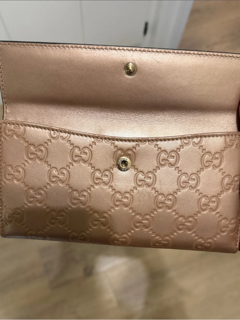 Gucci Metallic Pink Guccissima Leather Wallet w/ Gold Chain